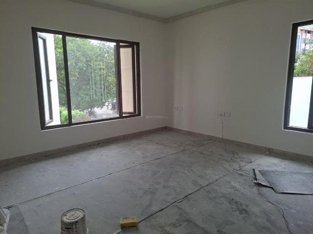 4 BHK Apartment in Banjara Hills for rent Hyderabad. The reference number is 20650334