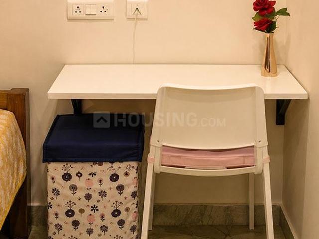4 BHK Apartment in Banjara Hills for rent Hyderabad. The reference number is 21191826