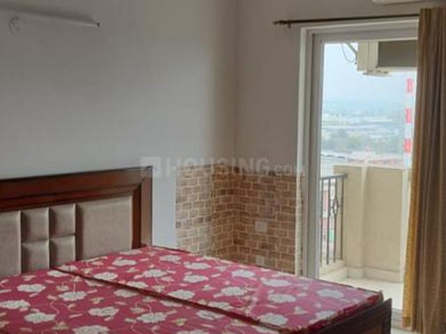 4 BHK Apartment in Bar Majra for rent Mohali. The reference number is 19630852