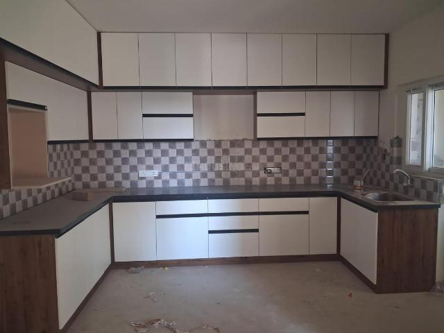 4 BHK Apartment in Basavanagar for rent Bengaluru. The reference number is 19340317