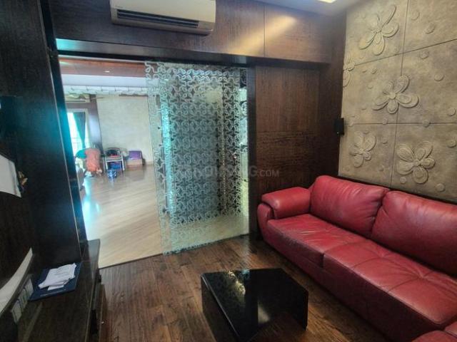 4 BHK Apartment in Behala for rent Kolkata. The reference number is 20635916