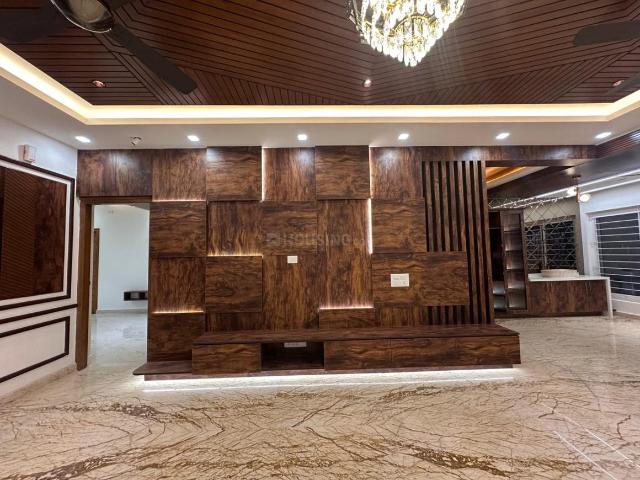 4 BHK Apartment in Benson Town for rent Bengaluru. The reference number is 21064474