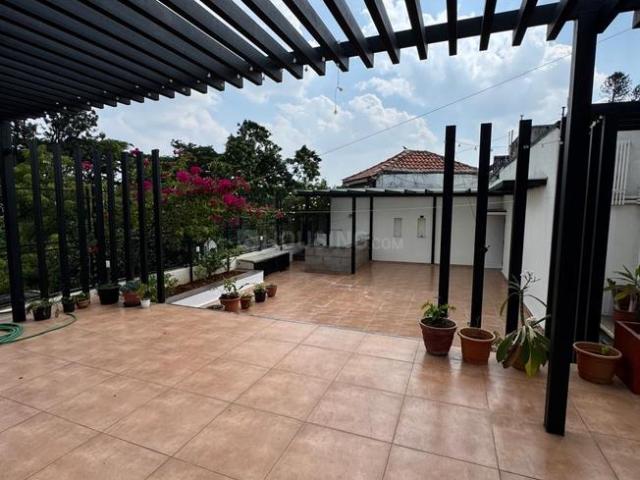 4 BHK Apartment in Benson Town for rent Bengaluru. The reference number is 21249705