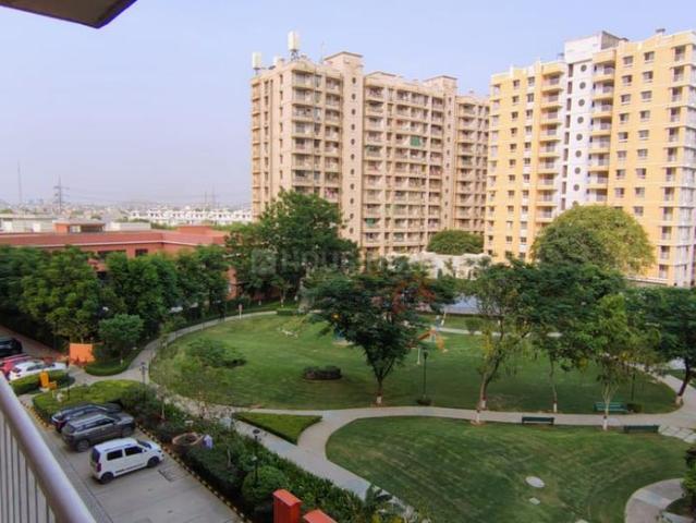 4 BHK Apartment in Bhamoowas for resale Bhiwadi. The reference number is 19950642