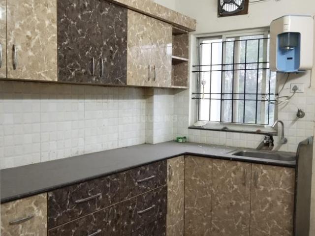 4 BHK Apartment in Bharat Nagar for rent Bhopal. The reference number is 20888575