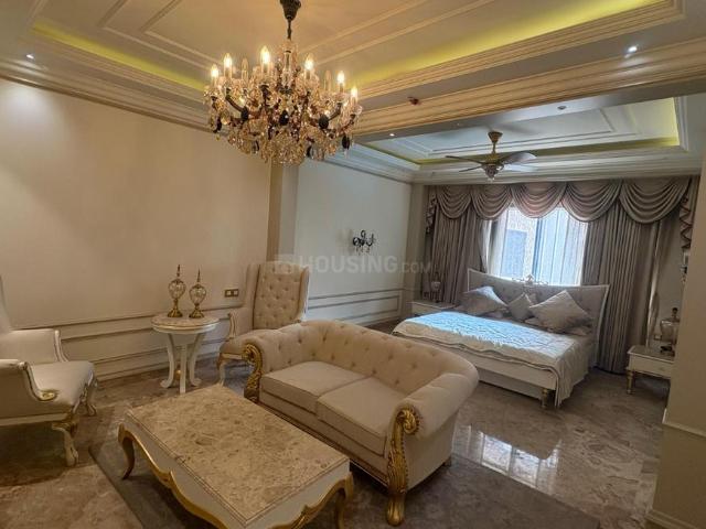 4 BHK Apartment in Bharthana for rent Surat. The reference number is 18048990
