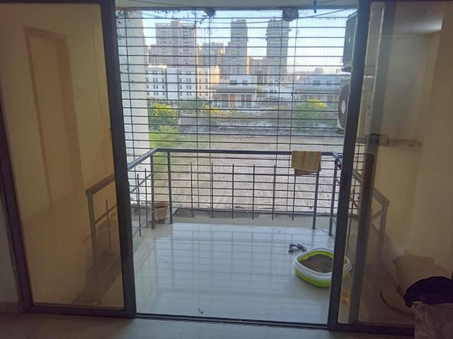4 BHK Apartment in Bharthana for rent Surat. The reference number is 19620940