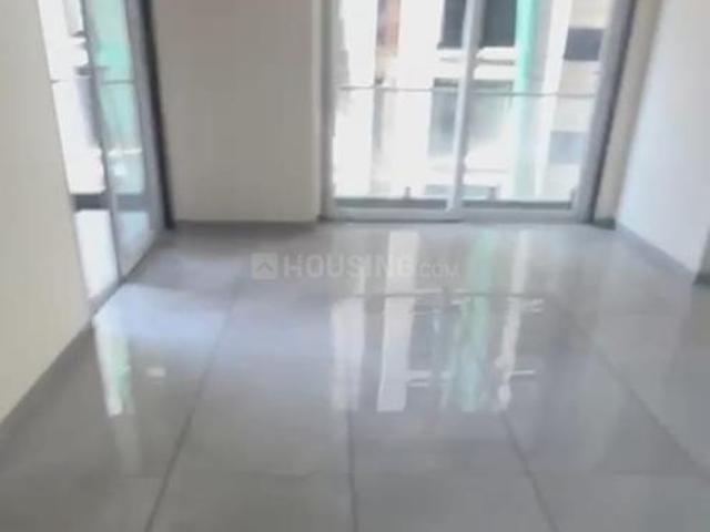 4 BHK Apartment in Bharthana for rent Surat. The reference number is 19773601