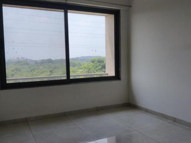 4 BHK Apartment in Bhat for rent Ahmedabad. The reference number is 21096907