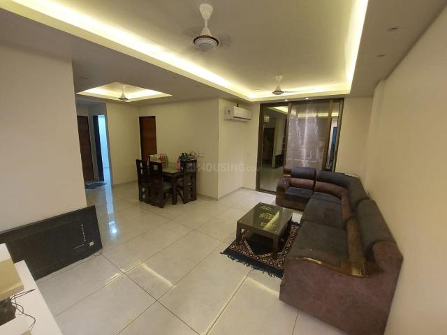 4 BHK Apartment in Bhayli for rent Vadodara. The reference number is 19536161