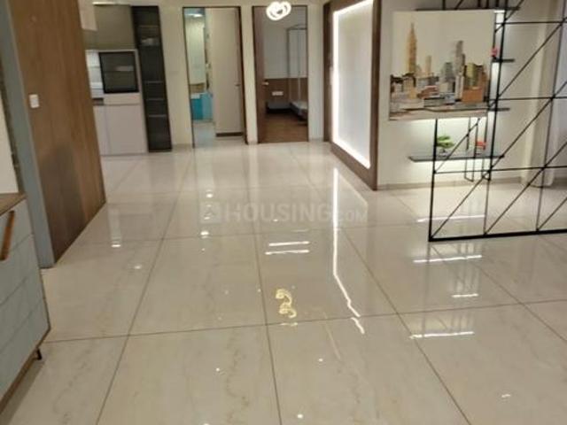 4 BHK Apartment in Bhayli for rent Vadodara. The reference number is 19902674