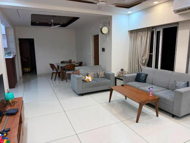 4 BHK Apartment in Bhayli for rent Vadodara. The reference number is 20588868