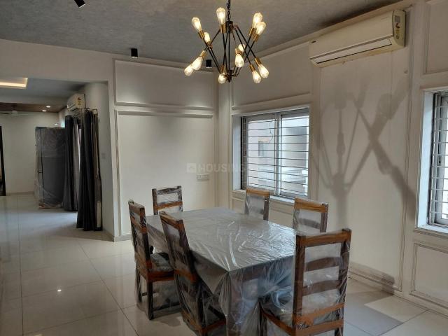 4 BHK Apartment in Bhayli for rent Vadodara. The reference number is 20976374