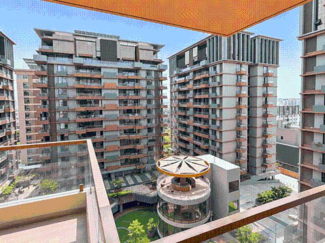 4 BHK Apartment in Bhayli for rent Vadodara. The reference number is 21339941