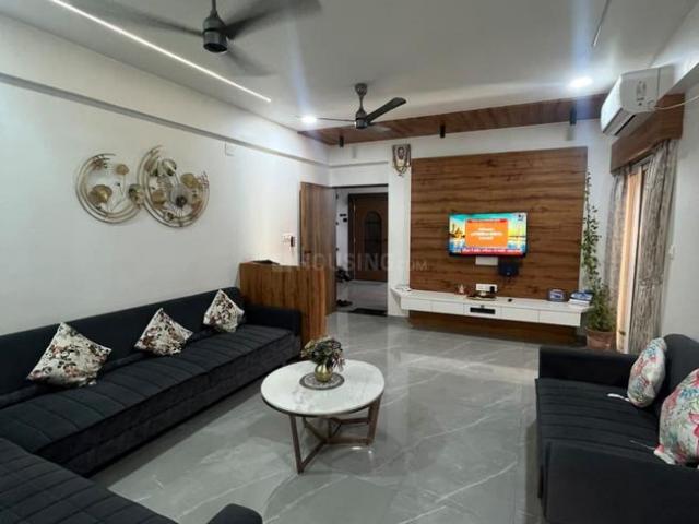 4 BHK Apartment in Bhayli for resale Vadodara. The reference number is 21170338