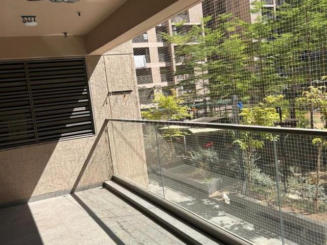 4 BHK Apartment in Gota for rent Ahmedabad. The reference number is 19677731