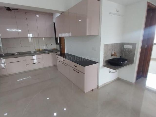 4 BHK Apartment in Gota for rent Ahmedabad. The reference number is 20079937