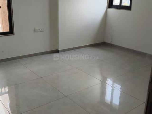 4 BHK Apartment in Gota for rent Ahmedabad. The reference number is 21051844