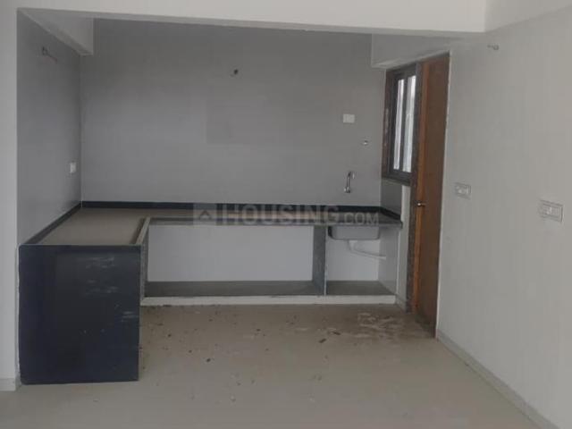 4 BHK Apartment in Gota for rent Ahmedabad. The reference number is 21164429