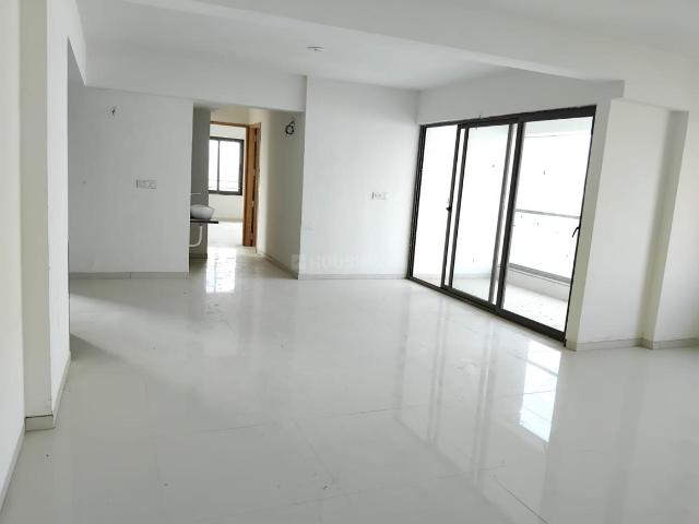 4 BHK Apartment in Gota for resale Ahmedabad. The reference number is 20502631