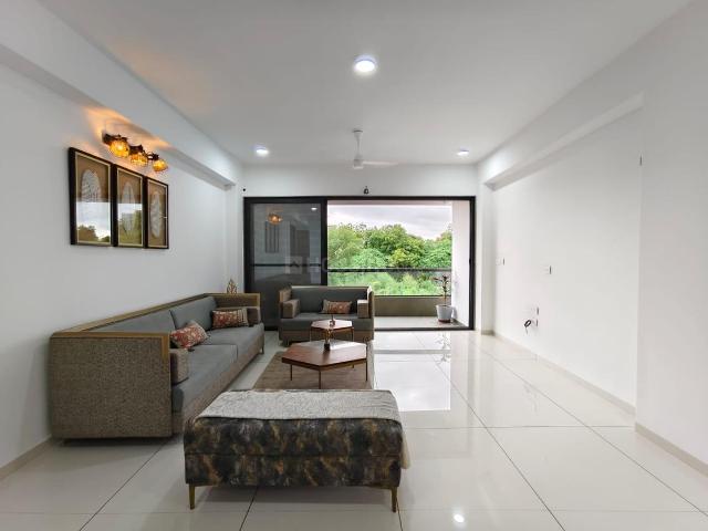4 BHK Apartment in Gotri for resale Vadodara. The reference number is 19892650