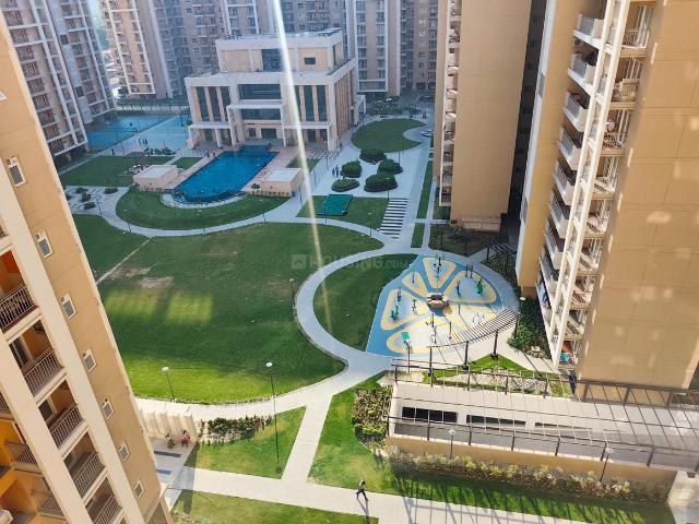 4 BHK Apartment in Gomti Nagar Extension for rent Lucknow. The reference number is 17400228