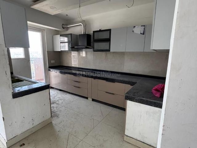 4 BHK Apartment in Gomti Nagar Extension for rent Lucknow. The reference number is 20051999