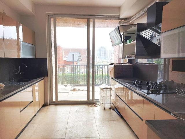 4 BHK Apartment in Gomti Nagar for rent Lucknow. The reference number is 20002159