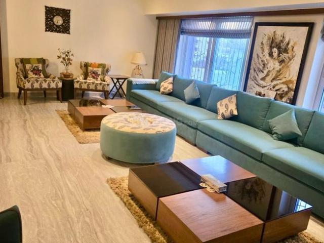 4 BHK Apartment in Gomti Nagar for rent Lucknow. The reference number is 21306519