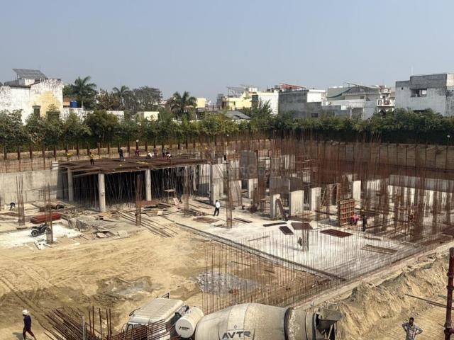 4 BHK Apartment in Gomti Nagar for resale Lucknow. The reference number is 19754373