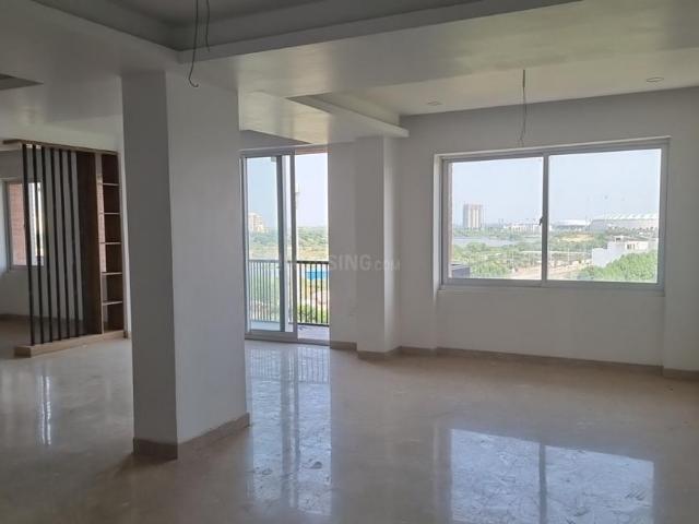 4 BHK Apartment in Gomti Nagar for resale Lucknow. The reference number is 21290642