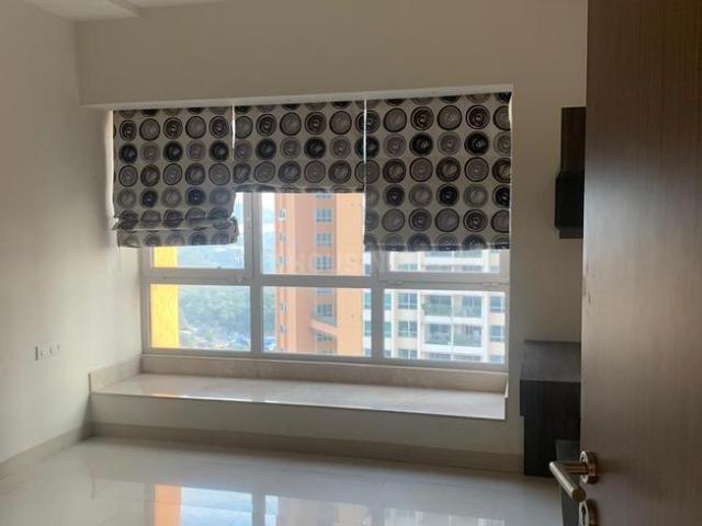 4 BHK Apartment in Goregaon East for rent Mumbai. The reference number is 19638736