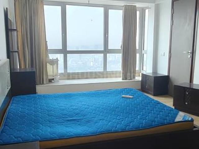 4 BHK Apartment in Goregaon East for rent Mumbai. The reference number is 20460513
