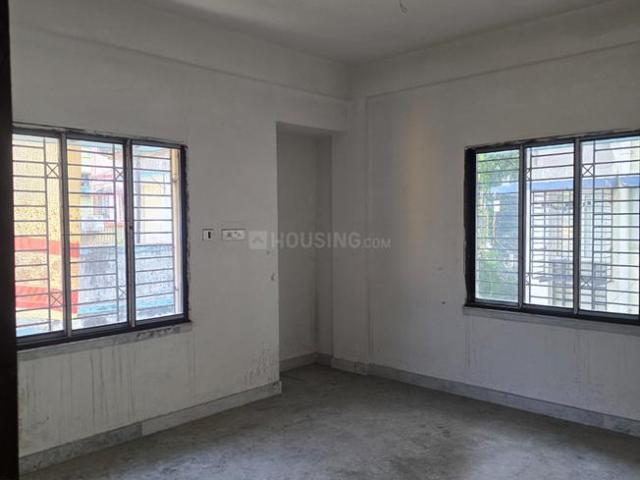 4 BHK Apartment in Garfa for resale Kolkata. The reference number is 19923019