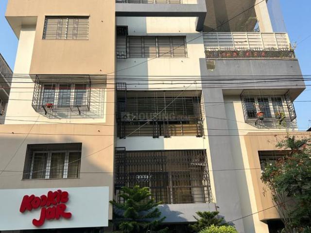 4 BHK Apartment in Gariahat for resale Kolkata. The reference number is 17084343