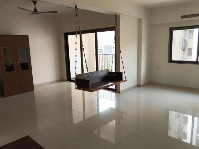 4 BHK Apartment in Ghuma for rent Ahmedabad. The reference number is 21037721