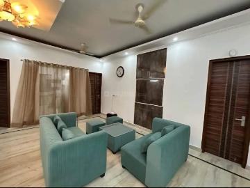4 BHK Apartment in Green Field Colony for rent Faridabad. The reference number is 20211267