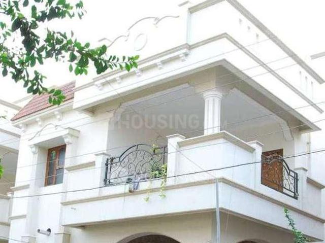 4 BHK Apartment in Domlur Layout for resale Bengaluru. The reference number is 20442456