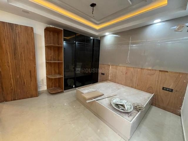 4 BHK Apartment in Deenpur for resale New Delhi. The reference number is 21122447