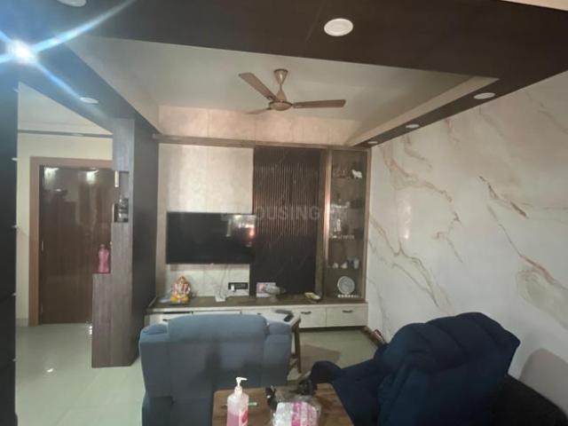 4 BHK Apartment in Dhakuria for resale Kolkata. The reference number is 21011521