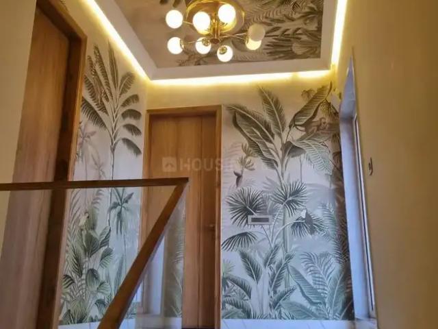 4 BHK Apartment in DLF Phase 2 for resale Gurgaon. The reference number is 20260903