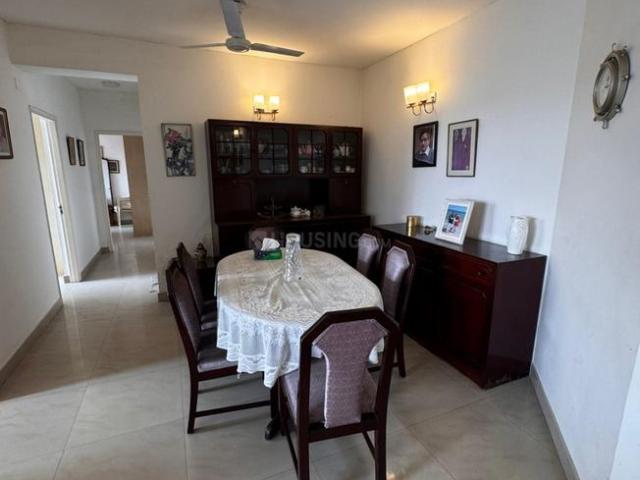 4 BHK Apartment in DLF Phase 4 for rent Gurgaon. The reference number is 20661621