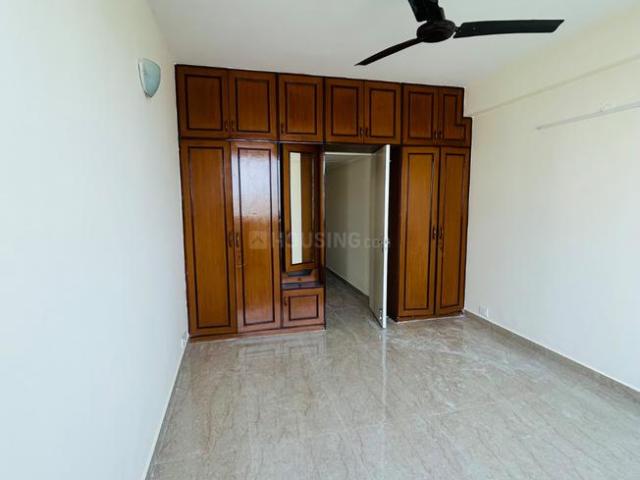 4 BHK Apartment in DLF Phase 4 for rent Gurgaon. The reference number is 20988833