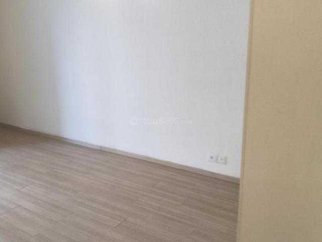 4 BHK Apartment in DLF Phase 5 for rent Gurgaon. The reference number is 19675438