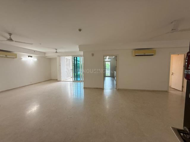 4 BHK Apartment in DLF Phase 5 for rent Gurgaon. The reference number is 21346439