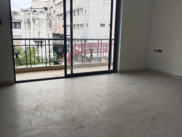 4 BHK Apartment in Egmore for resale Chennai. The reference number is 21036947