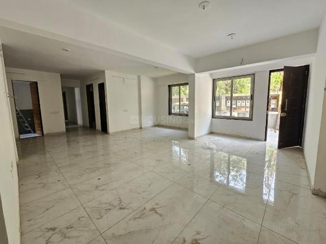 4 BHK Apartment in Ellisbridge for rent Ahmedabad. The reference number is 19792108