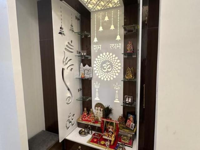 4 BHK Apartment in Eta II for rent Greater Noida. The reference number is 17013346