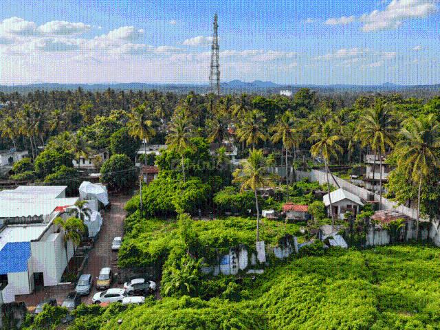 4 BHK Apartment in Feroke for resale Kozhikode. The reference number is 21092323