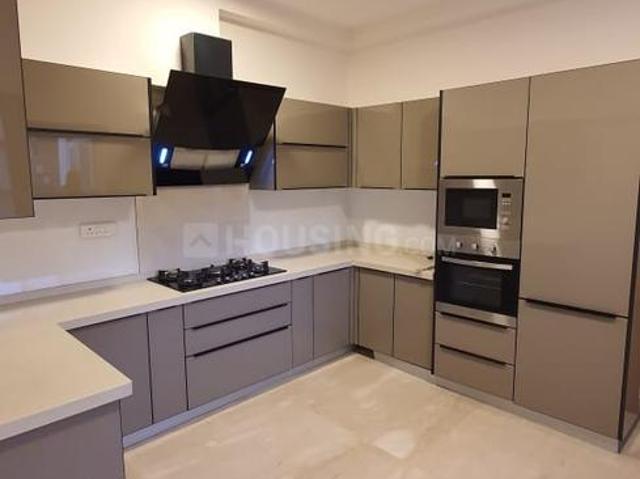 4 BHK Apartment in Frazer Town for rent Bengaluru. The reference number is 19984905